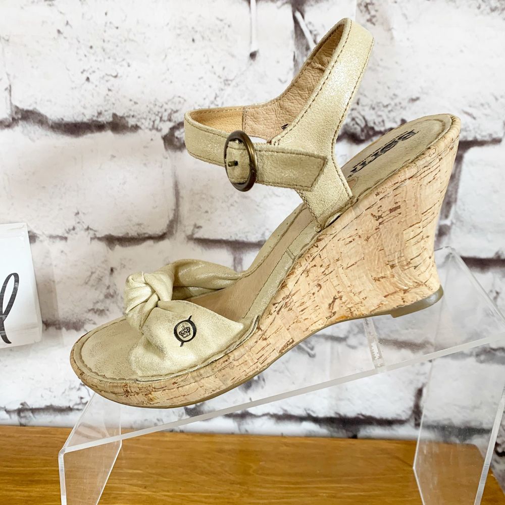 BORN Leather Open Toe Sandal Cork Wedge Women's 8